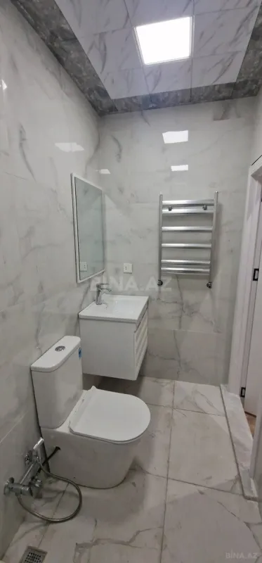 Kirayə verilir 2 otaqlı mənzil 65 m²