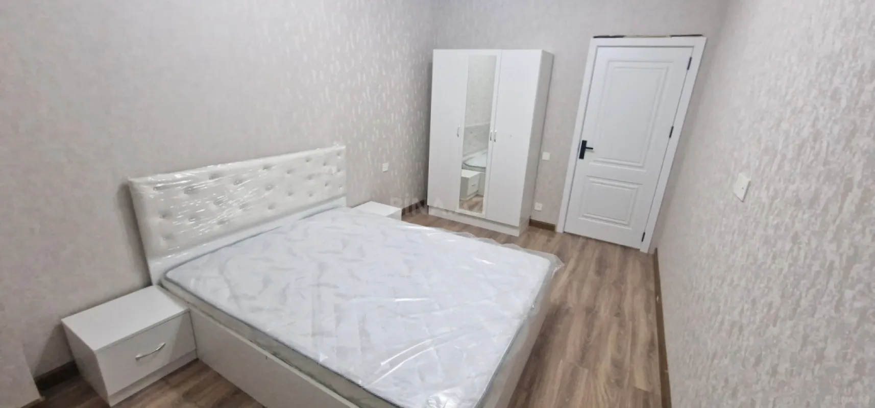 Kirayə verilir 2 otaqlı mənzil 65 m²
