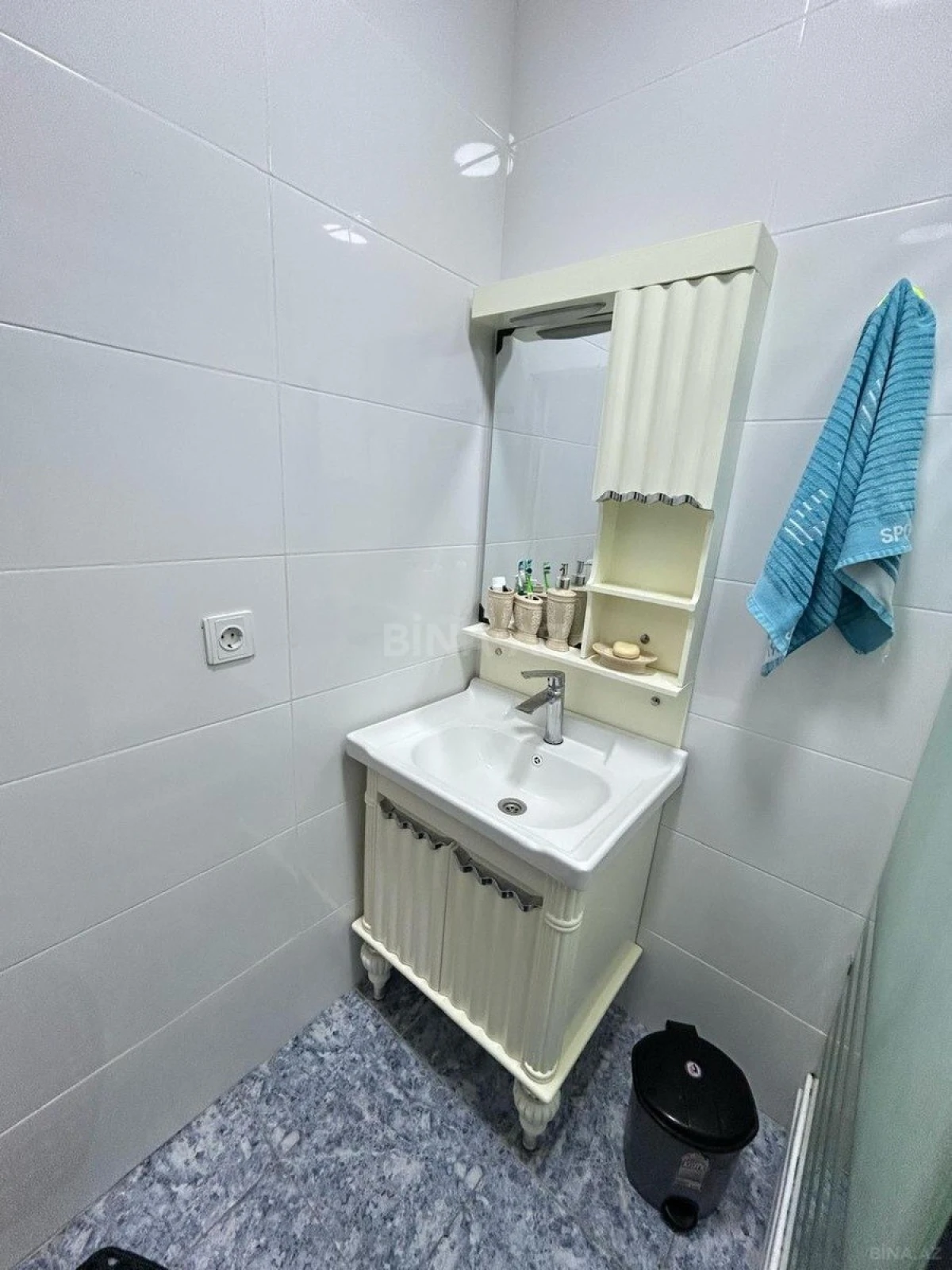 Kirayə verilir 2 otaqlı mənzil 50 m²