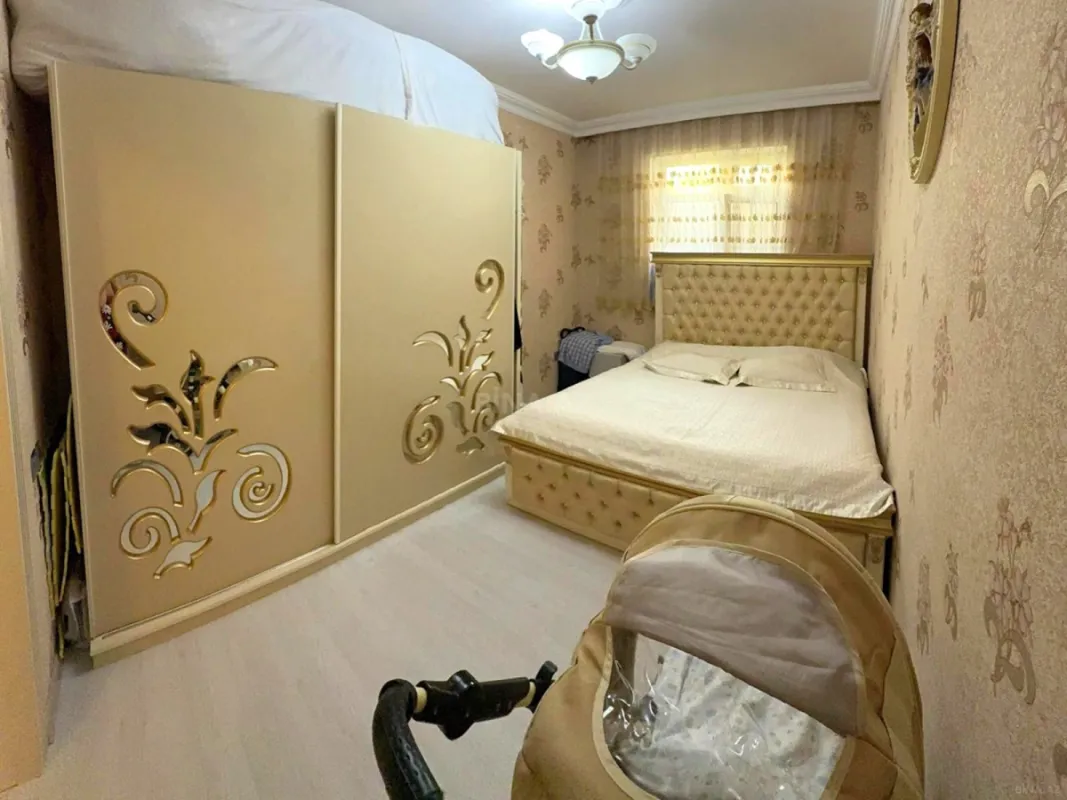 Satılır 5 otaqlı həyət evi 150 m²