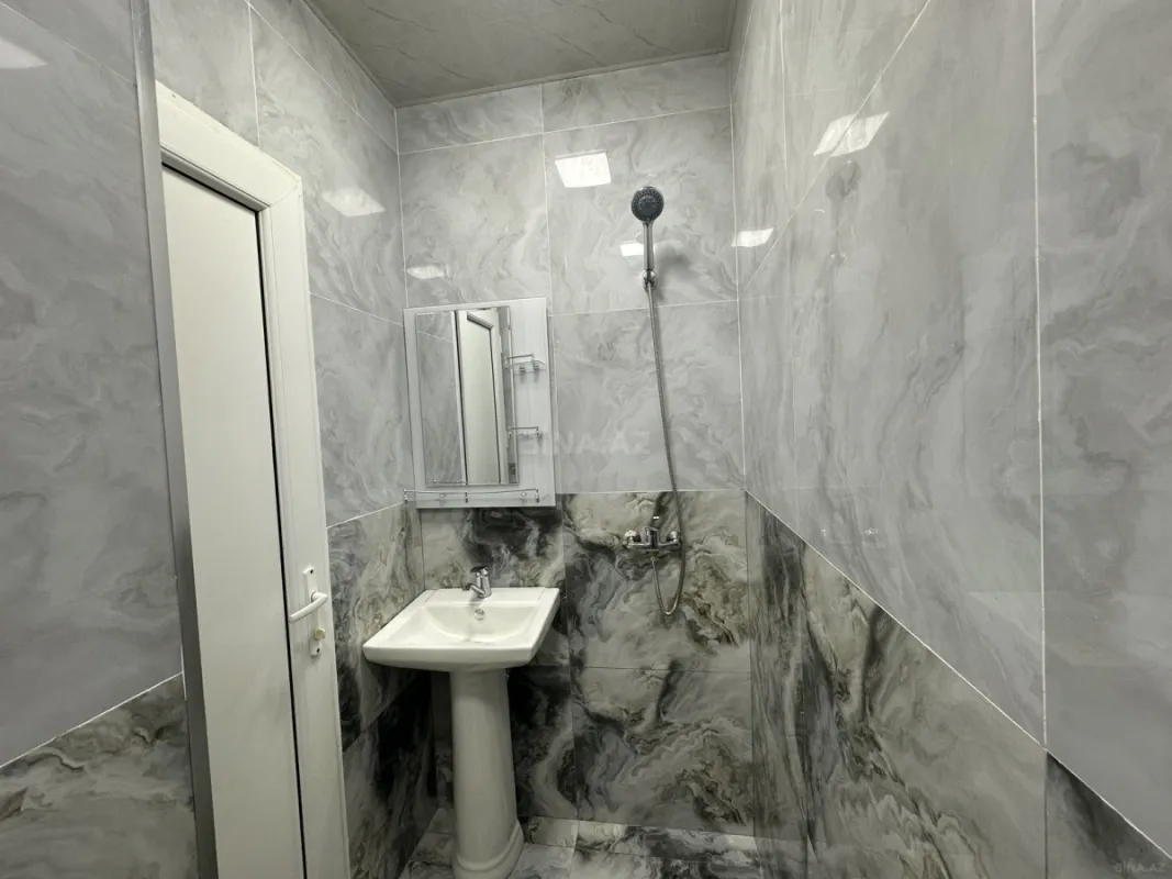 Satılır 1 otaqlı mənzil 33 m²