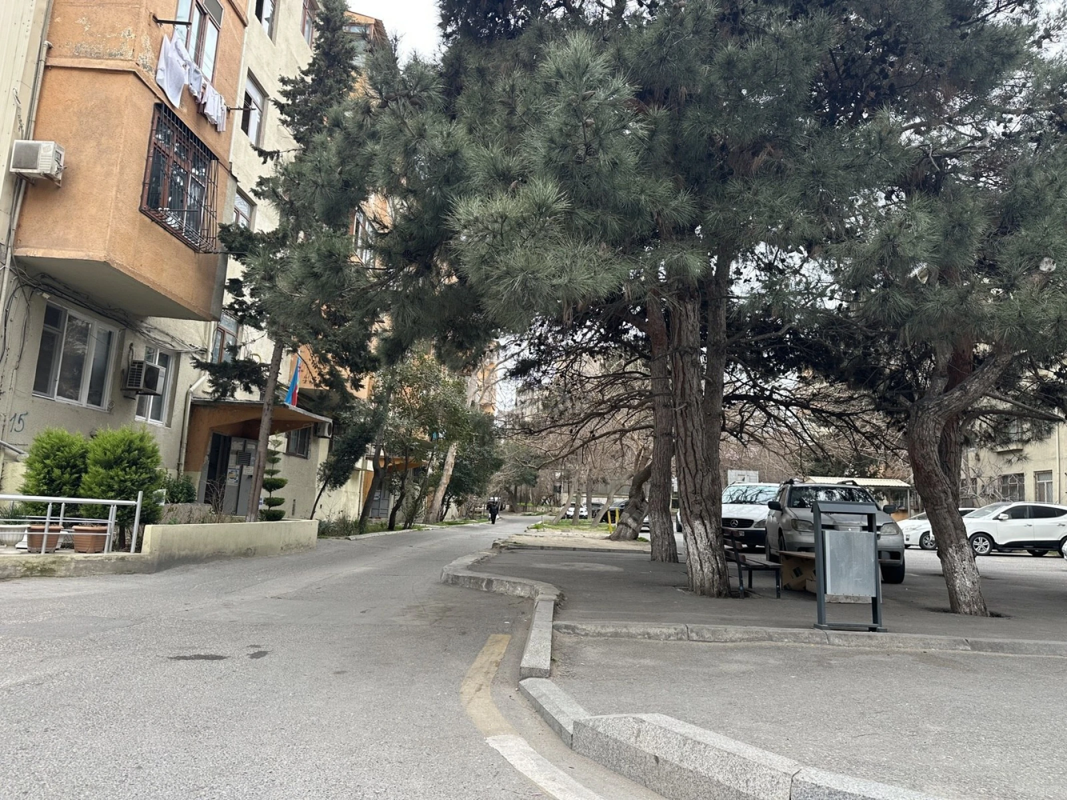 Satılır 1 otaqlı mənzil 33 m²