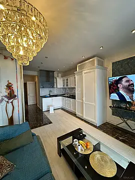 Kirayə verilir 2 otaqlı mənzil 70 m²