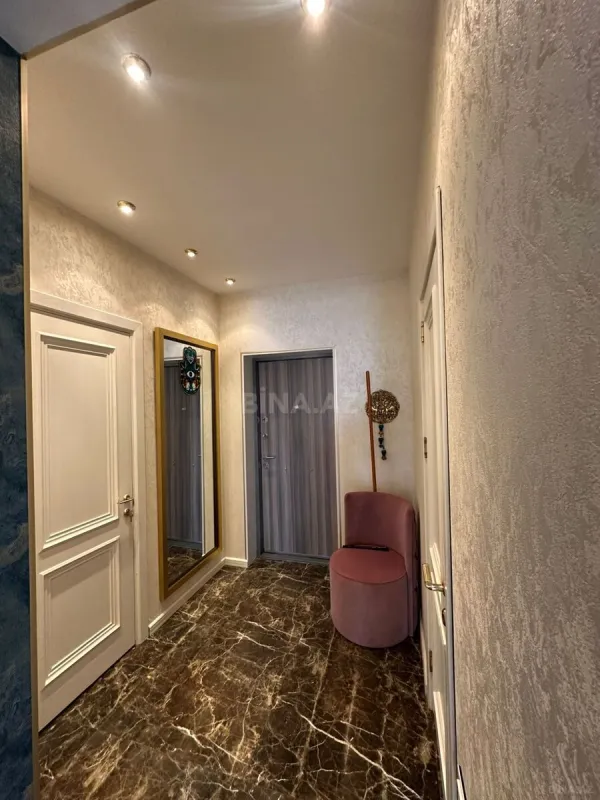 Kirayə verilir 2 otaqlı mənzil 70 m²