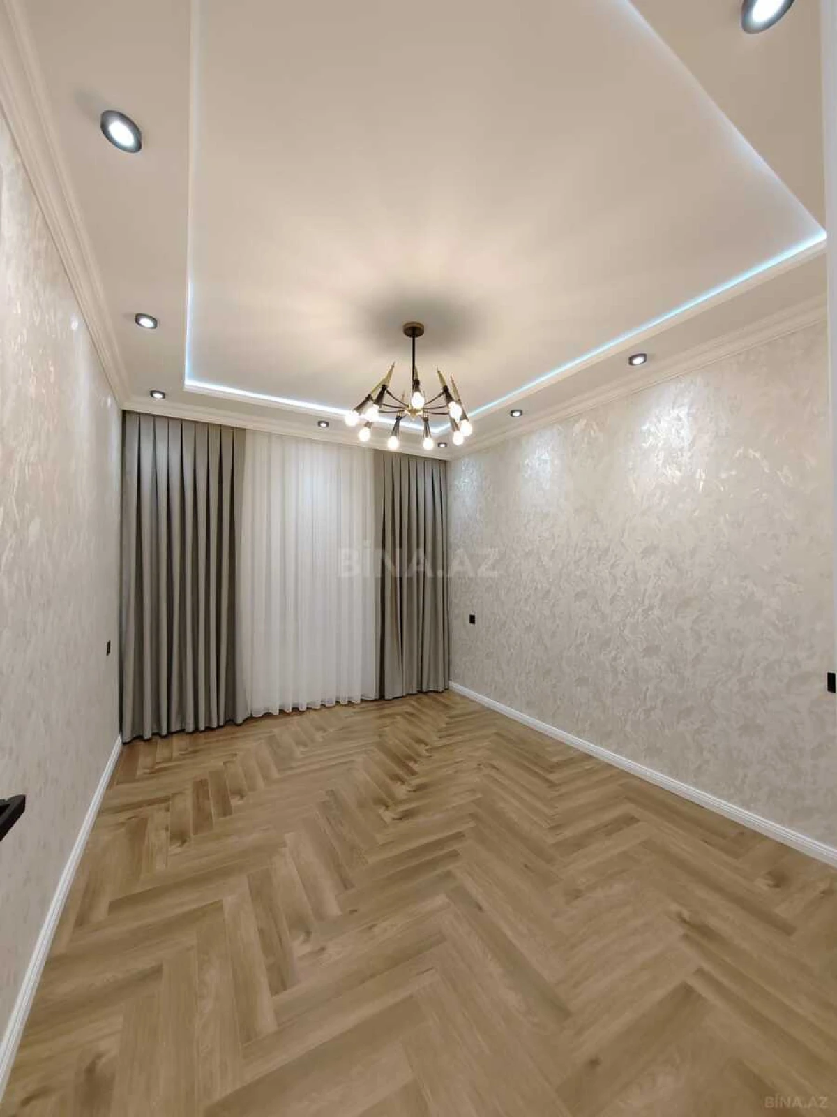 Satılır 3 otaqlı mənzil 80 m²