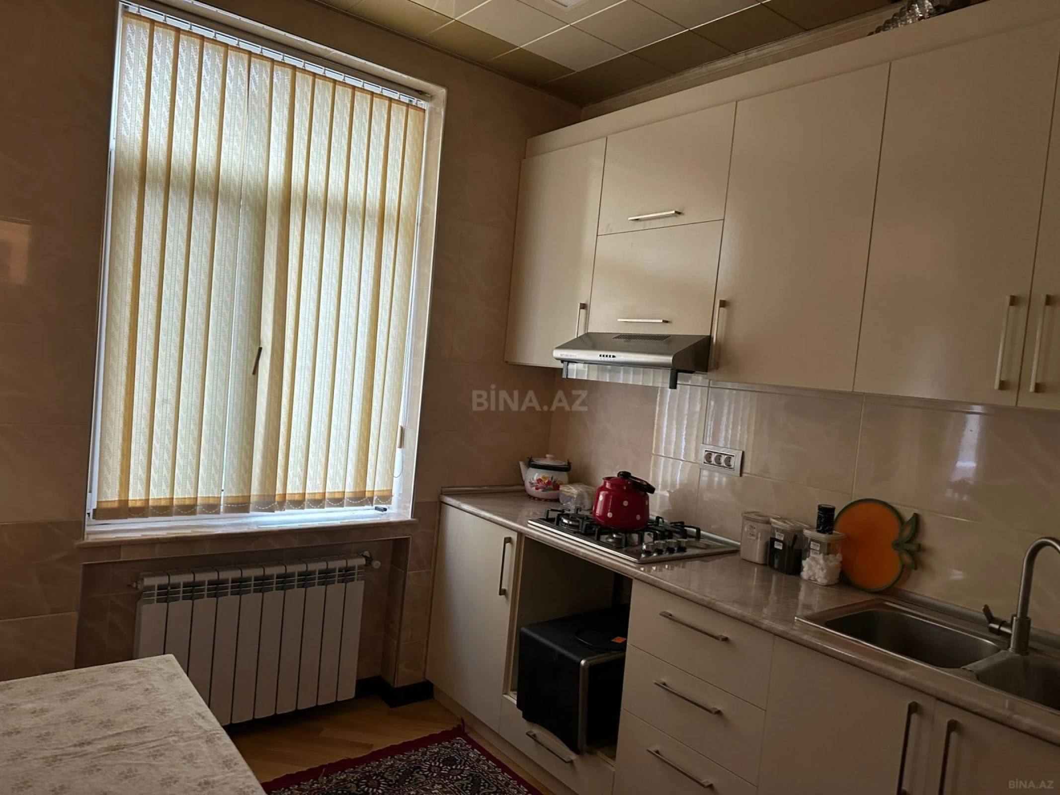 Kirayə verilir 2 otaqlı mənzil 72 m²