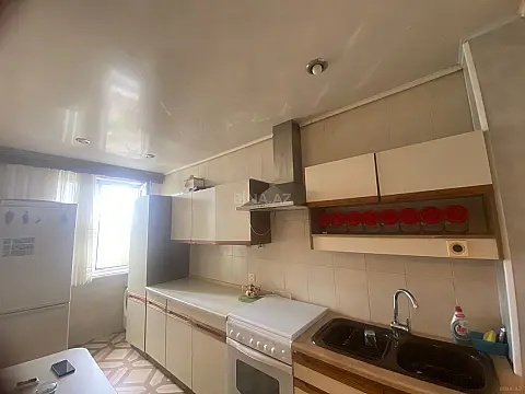 Satılır 4 otaqlı mənzil 105 m²