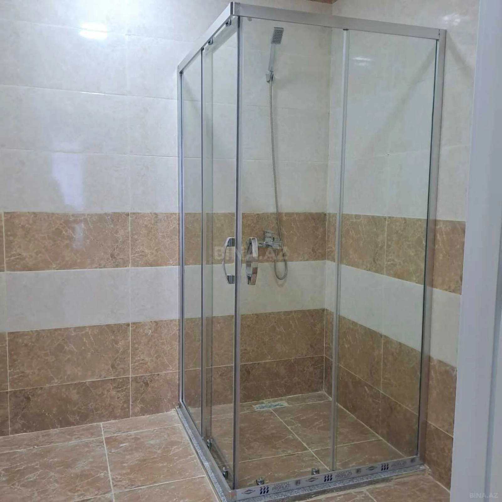 Kirayə verilir 3 otaqlı mənzil 90 m²