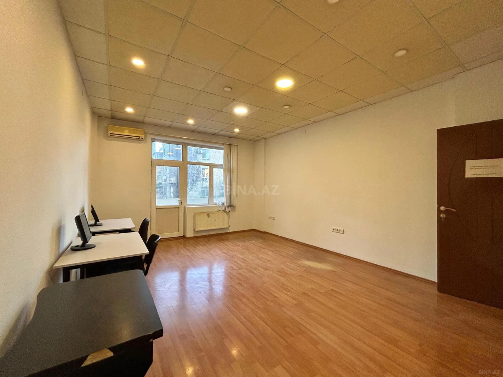 Kirayə verilir 4 otaqlı ofis 150 m²