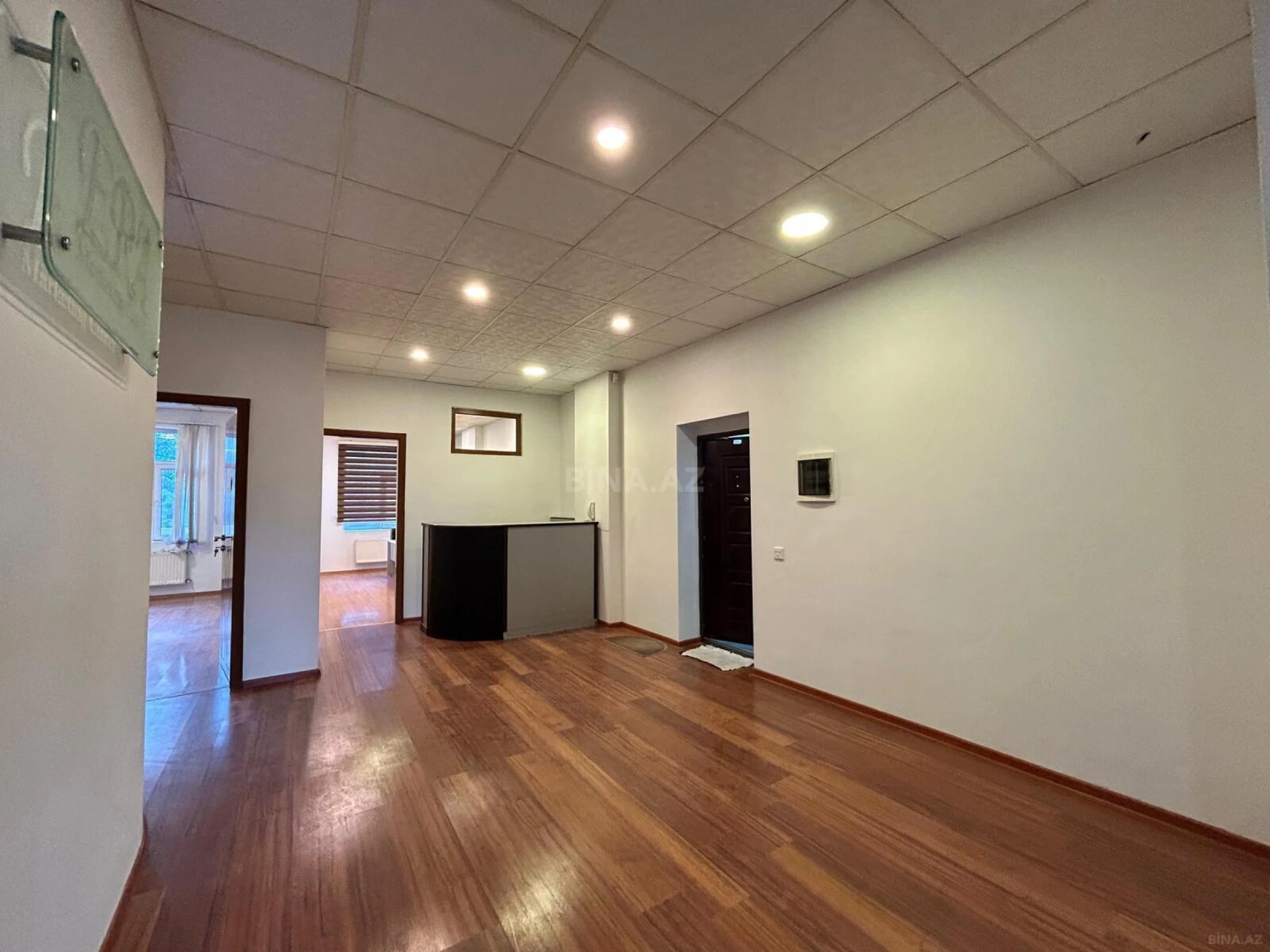 Kirayə verilir 4 otaqlı ofis 150 m²