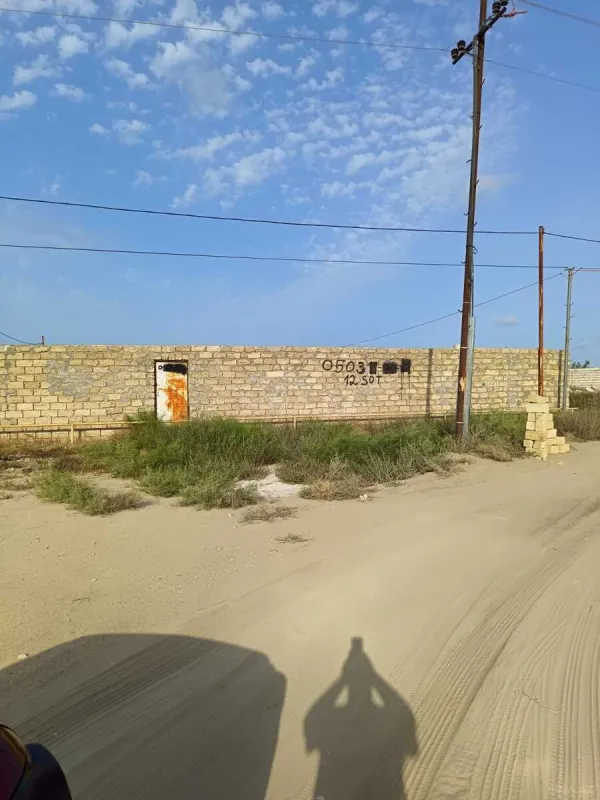 Satılır torpaq sahəsi 12 m²