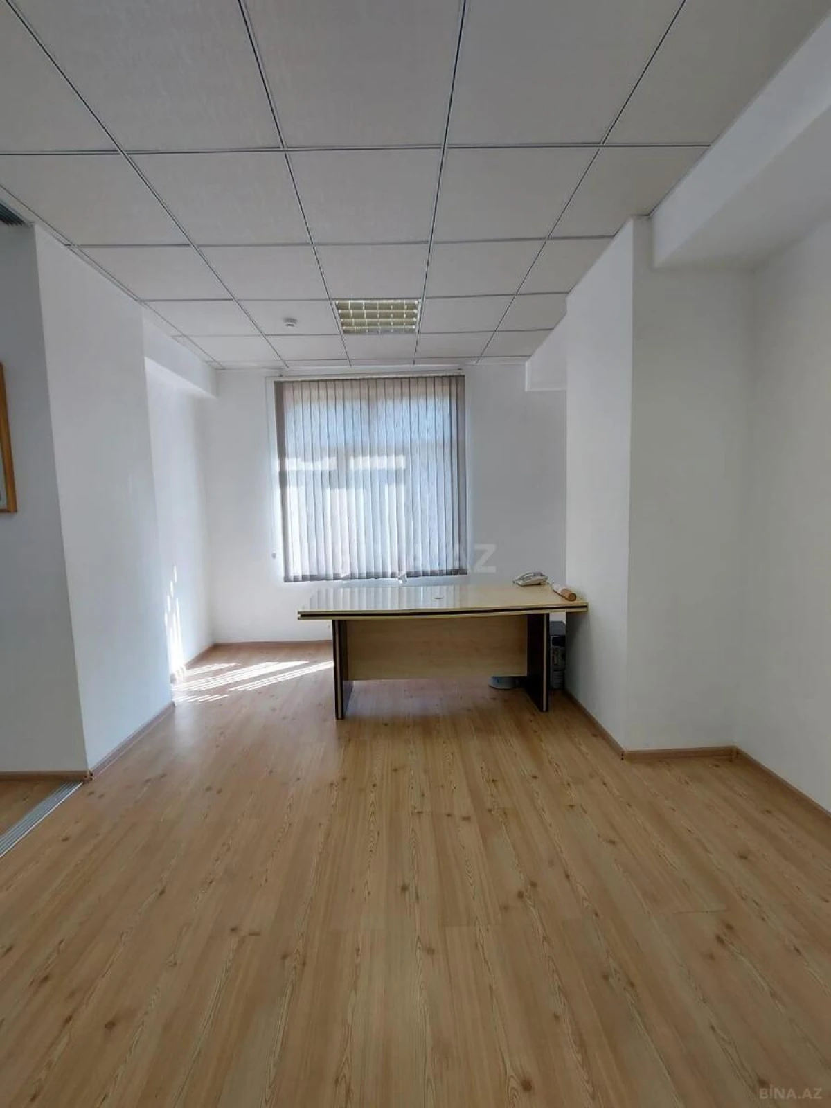 Satılır 20 otaqlı ofis 971 m²