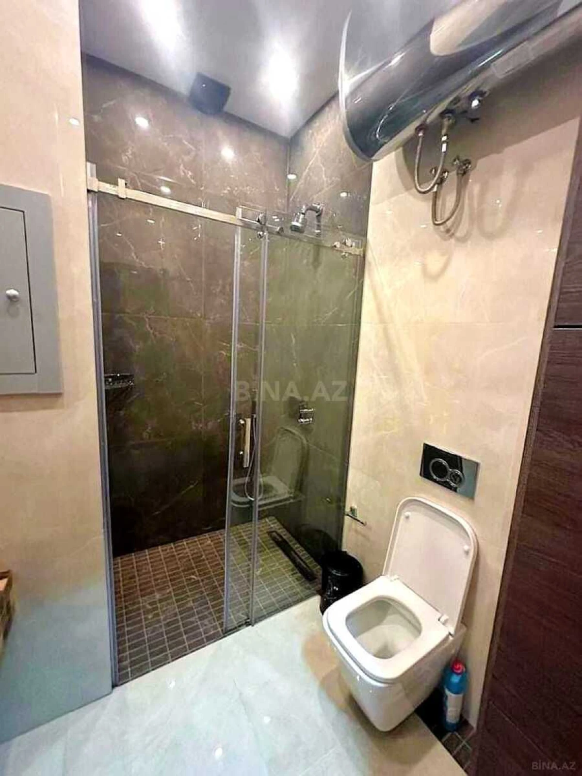 Satılır 2 otaqlı mənzil 60.5 m²