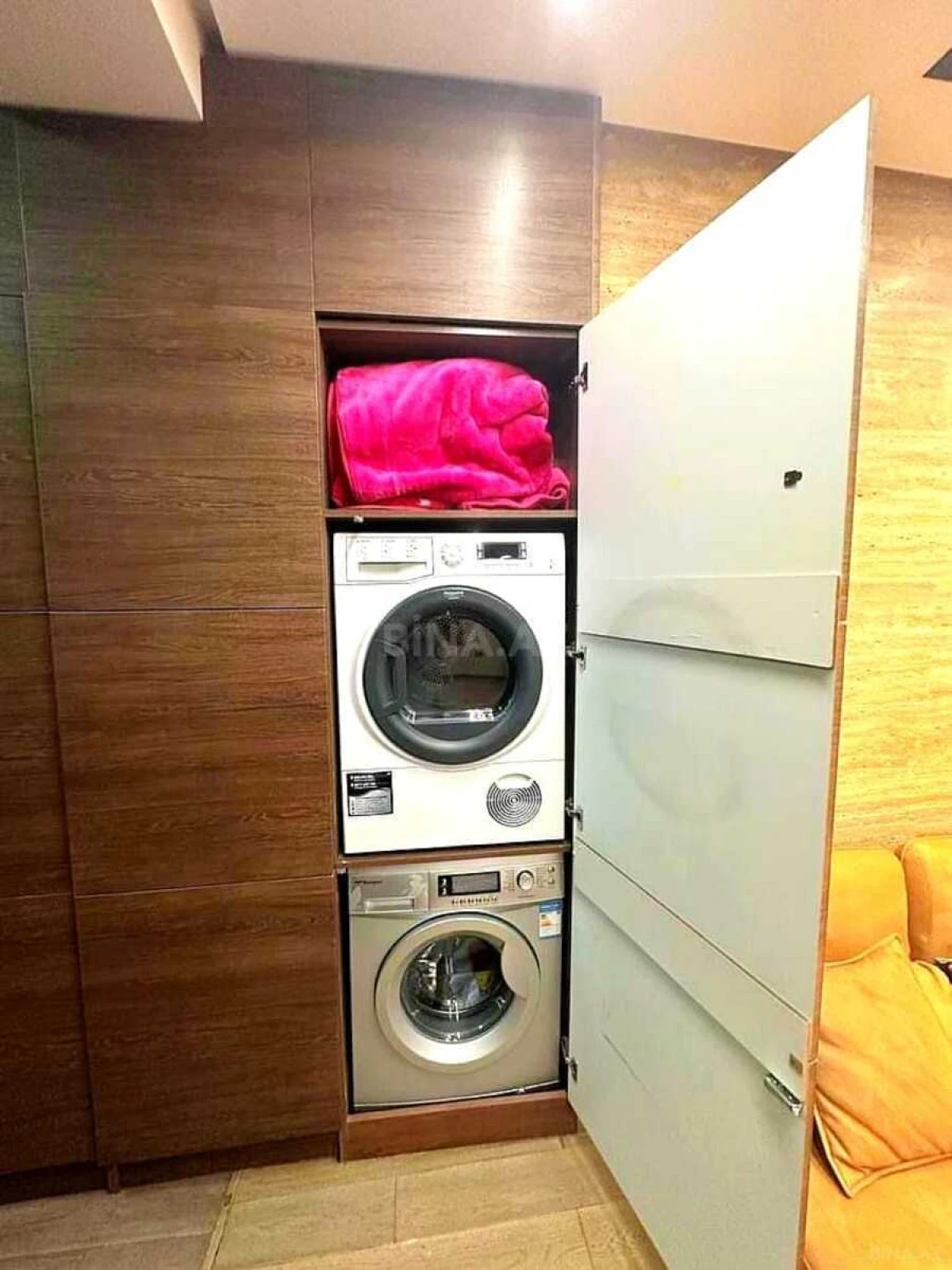 Satılır 2 otaqlı mənzil 60.5 m²