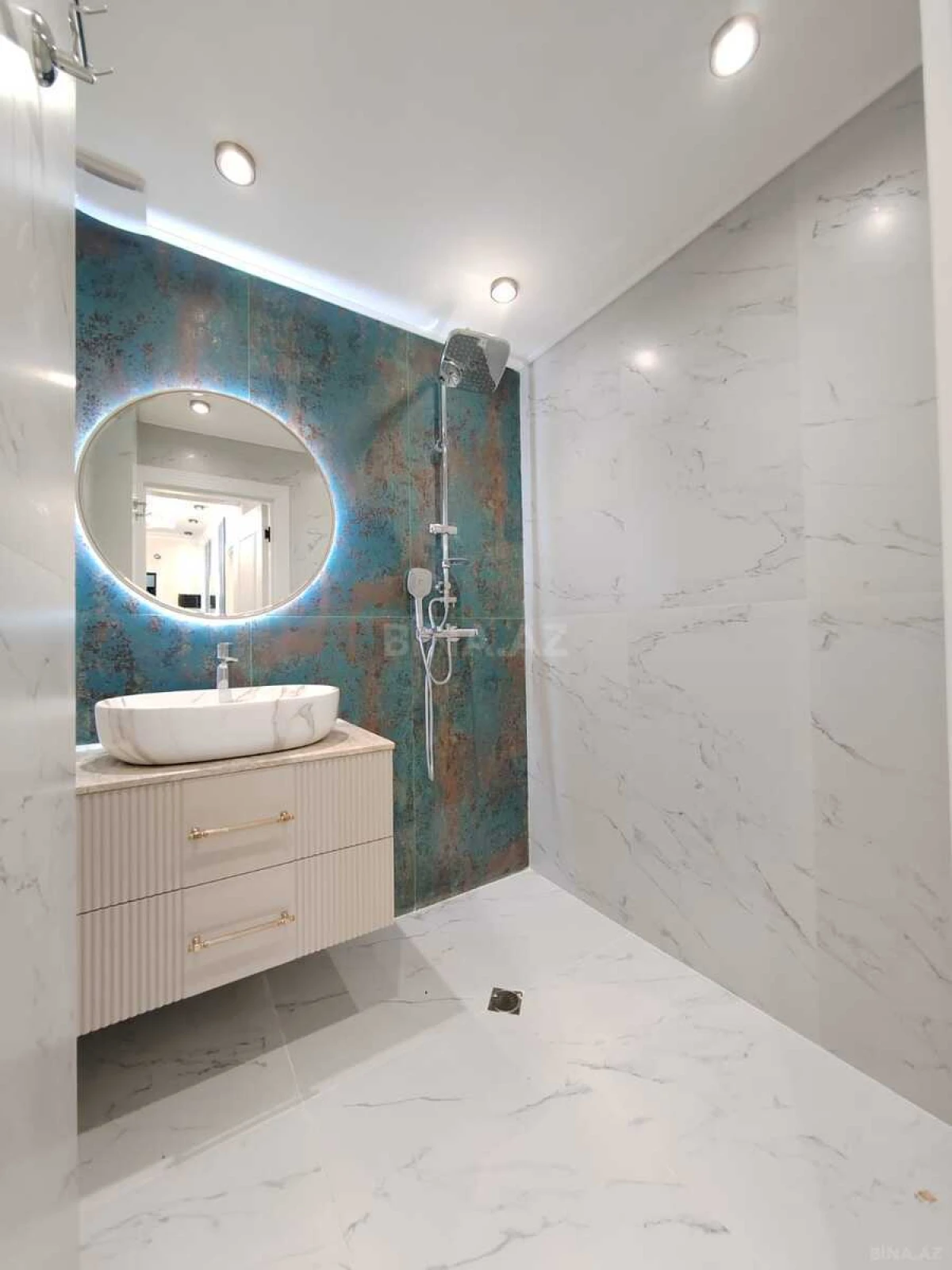 Satılır 3 otaqlı mənzil 80 m²