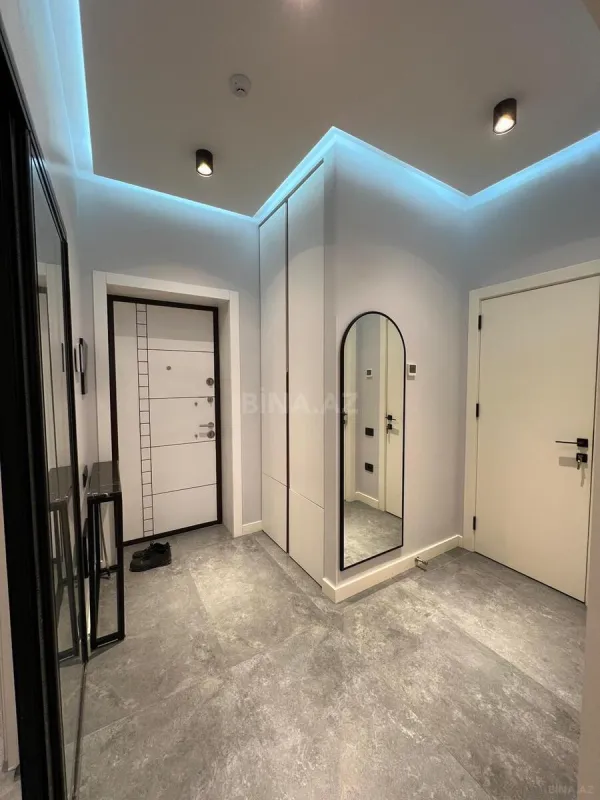 Kirayə verilir 2 otaqlı mənzil 70 m²