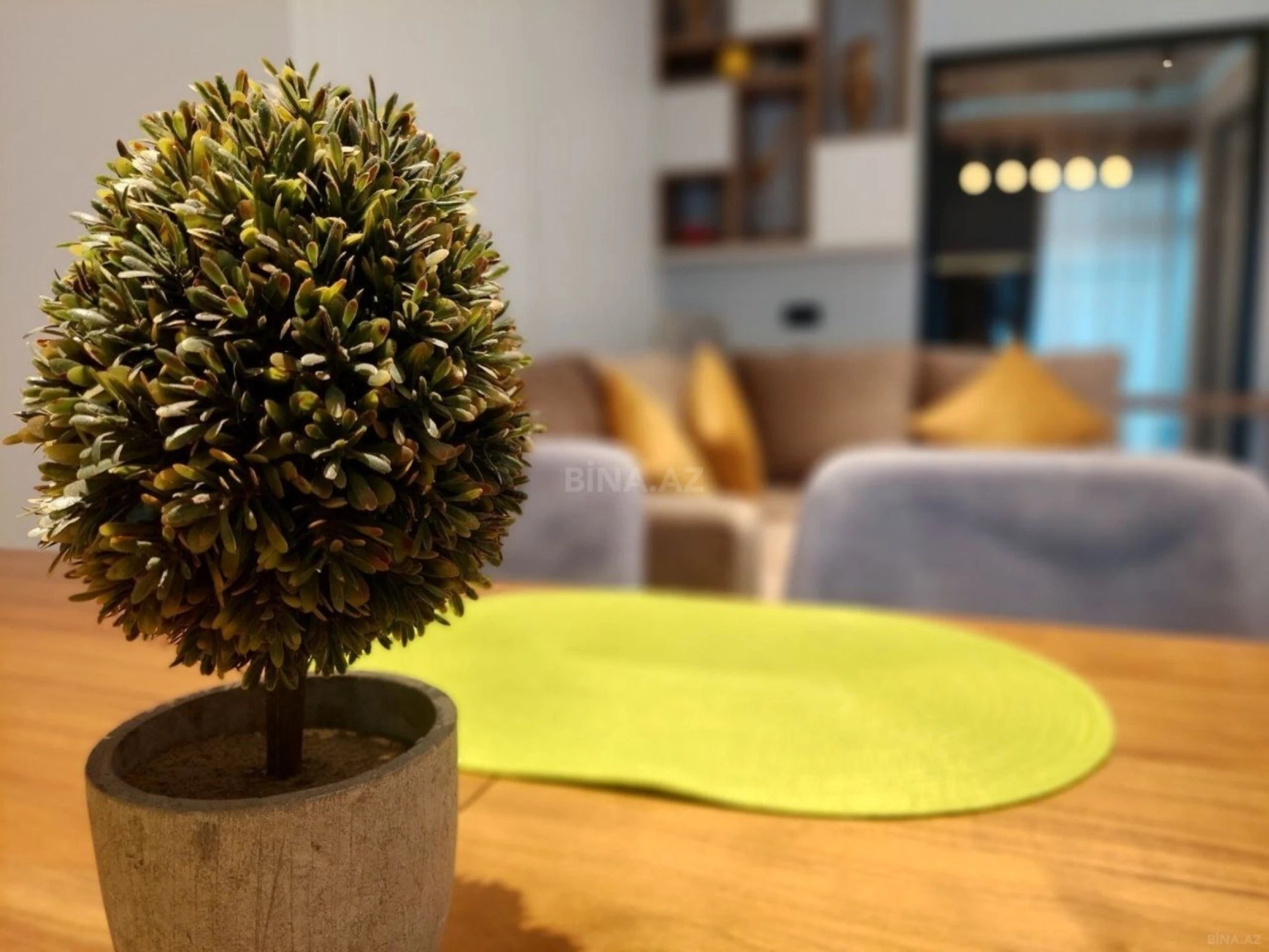 Kirayə verilir 2 otaqlı mənzil 70 m²