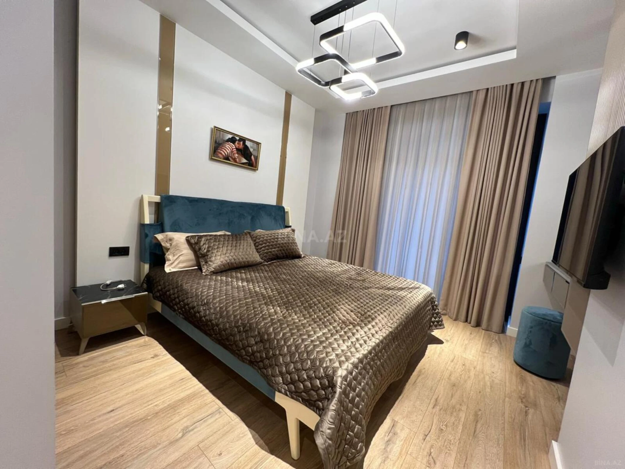 Kirayə verilir 2 otaqlı mənzil 70 m²