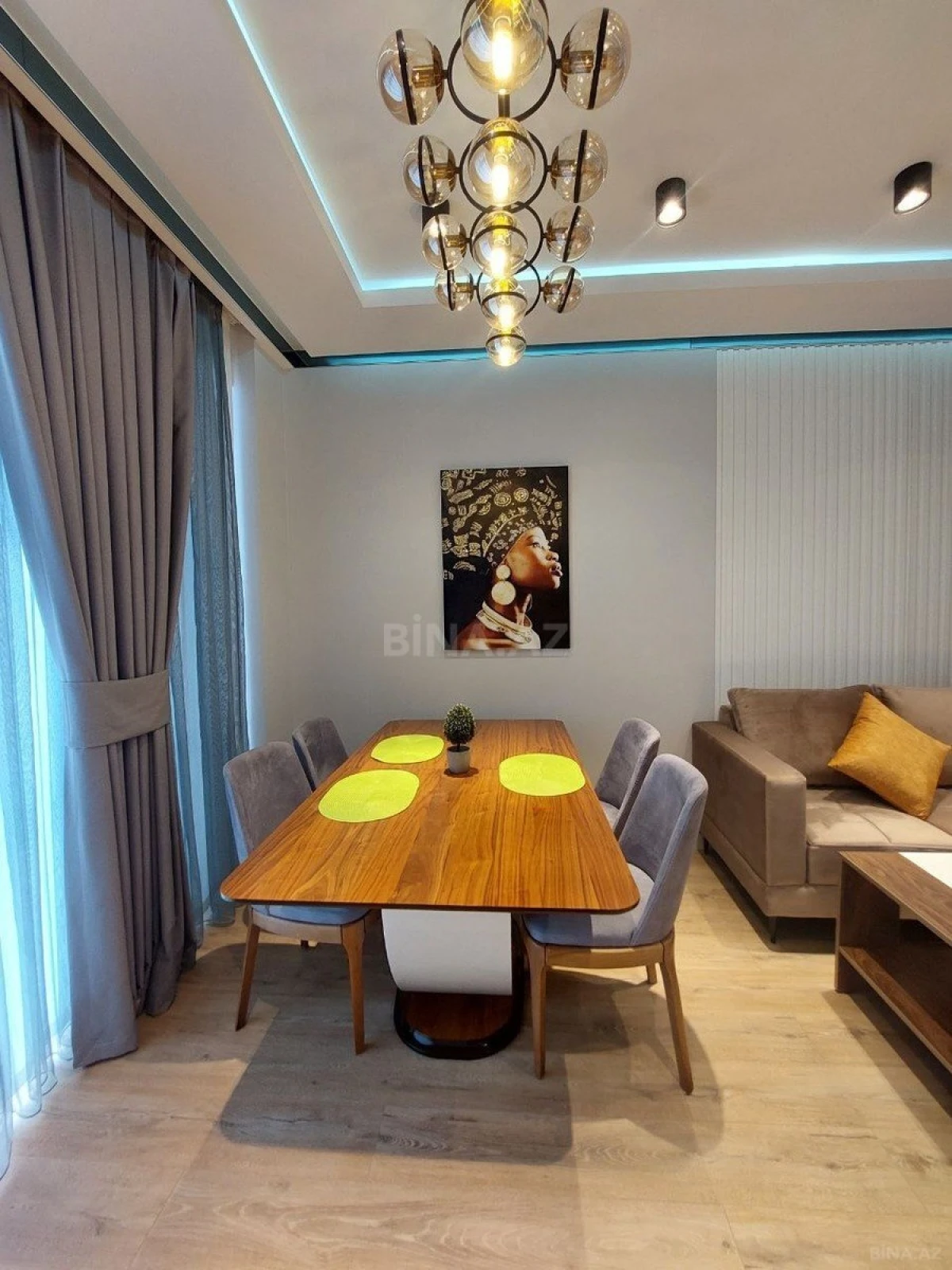 Kirayə verilir 2 otaqlı mənzil 70 m²