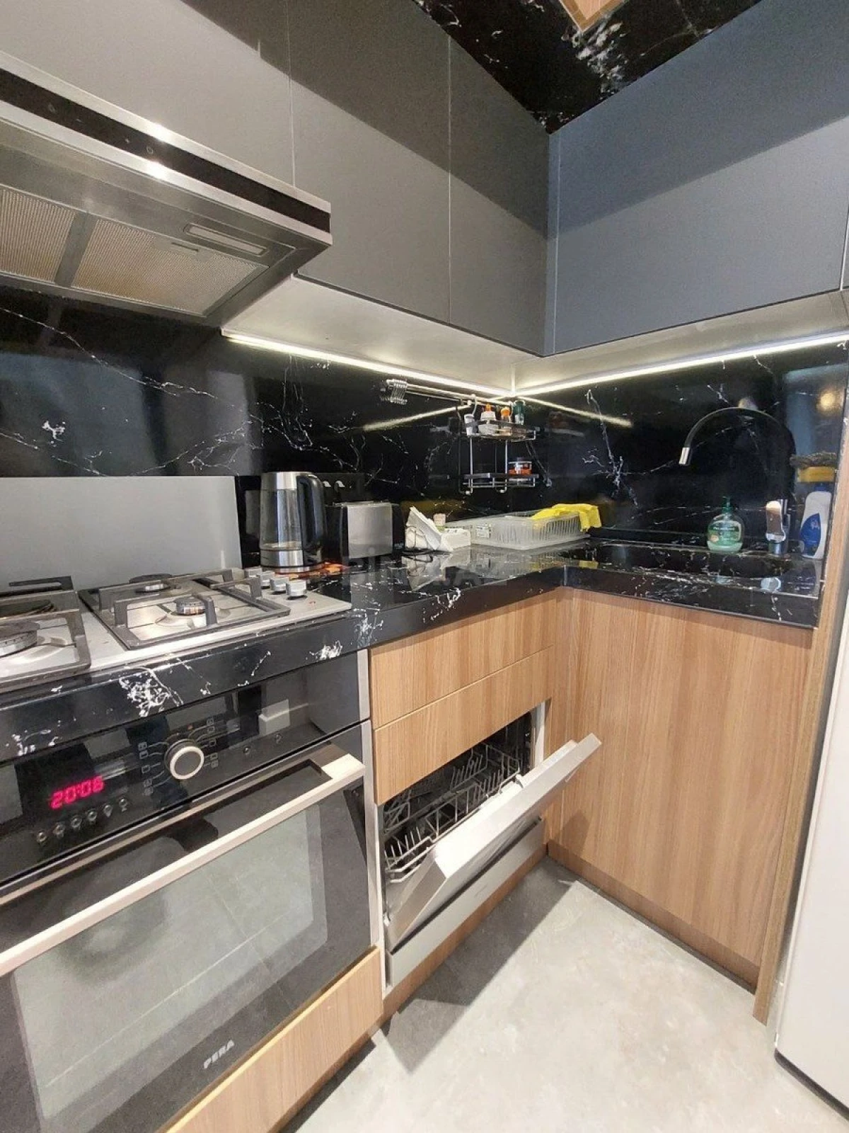 Kirayə verilir 2 otaqlı mənzil 70 m²