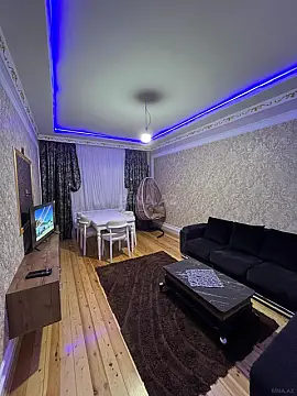 Satılır 4 otaqlı həyət evi 200 m²
