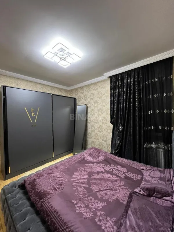 Satılır 4 otaqlı həyət evi 200 m²