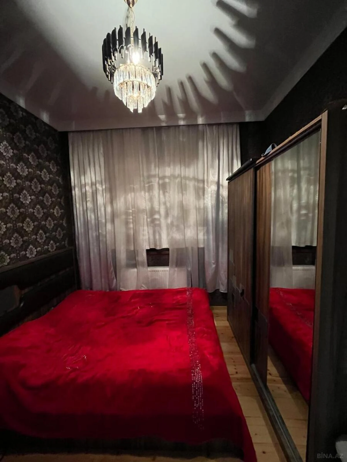 Satılır 4 otaqlı həyət evi 200 m²