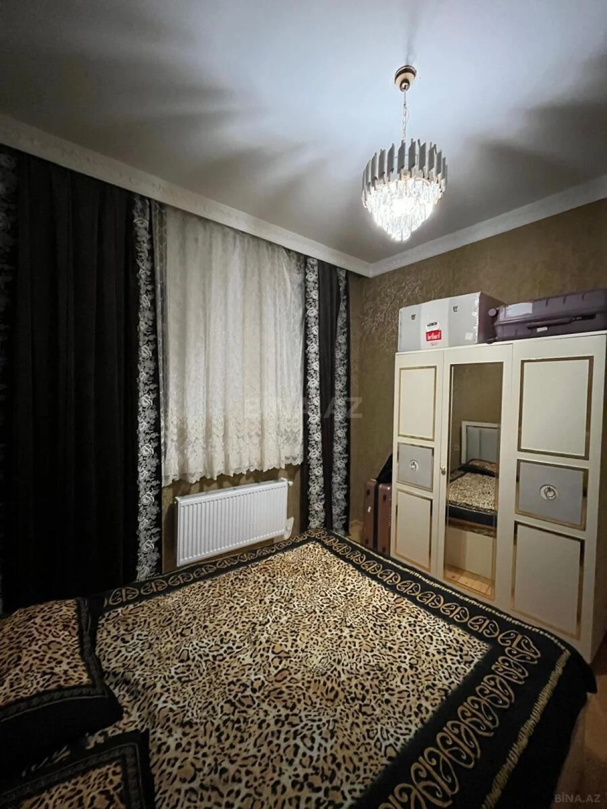 Satılır 4 otaqlı həyət evi 200 m²