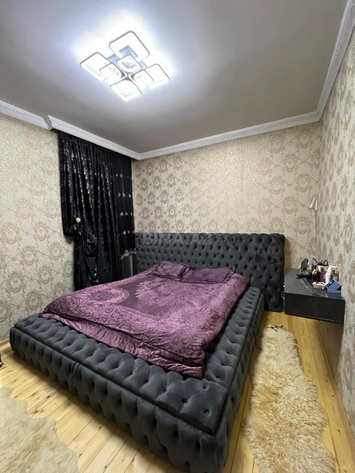 Satılır 4 otaqlı həyət evi 200 m²