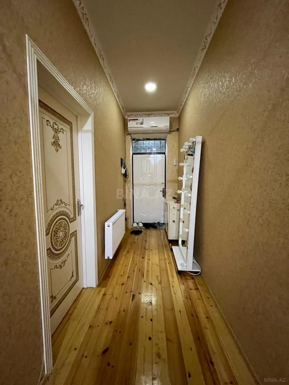 Satılır 4 otaqlı həyət evi 200 m²