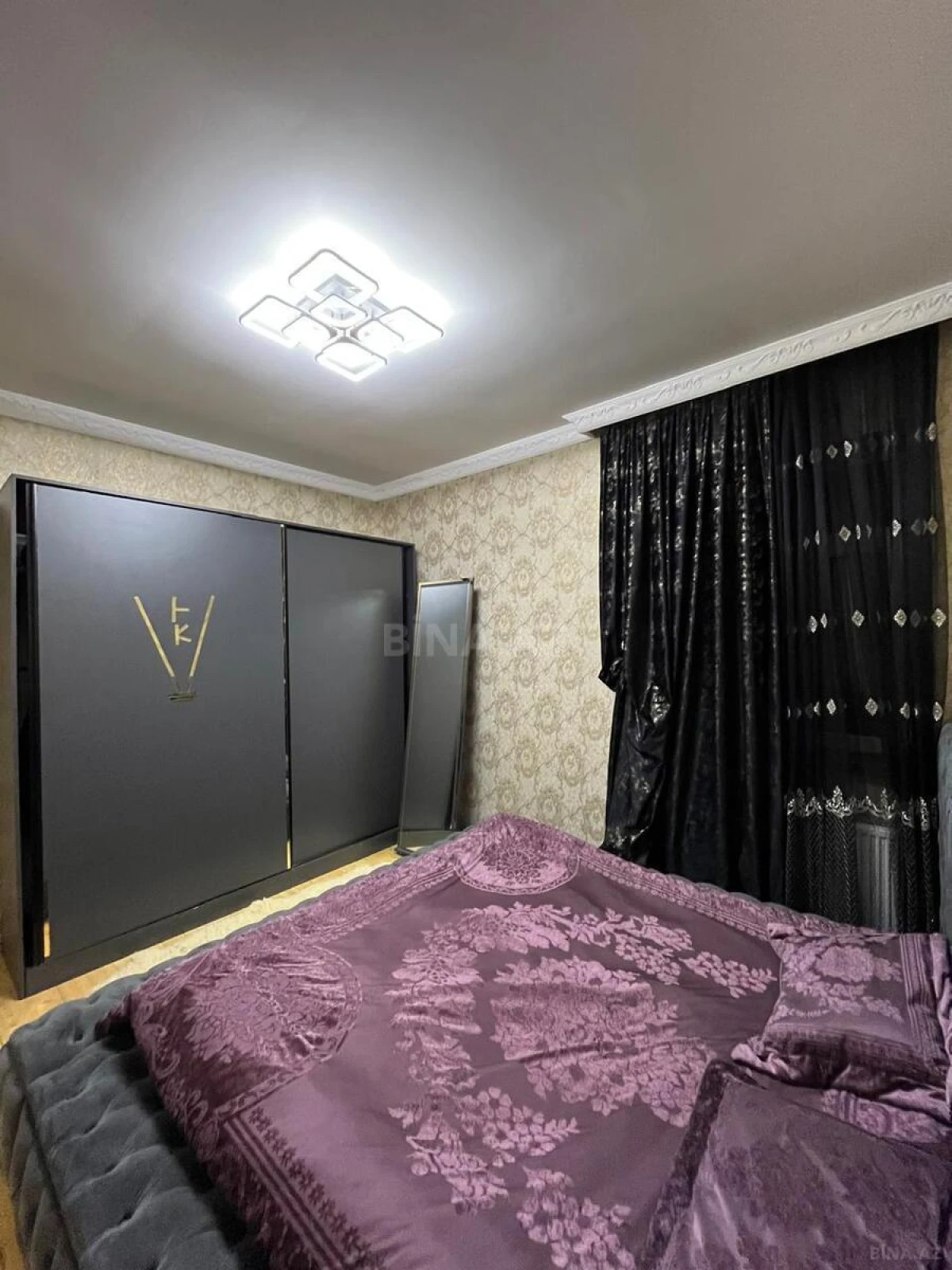Satılır 4 otaqlı həyət evi 200 m²