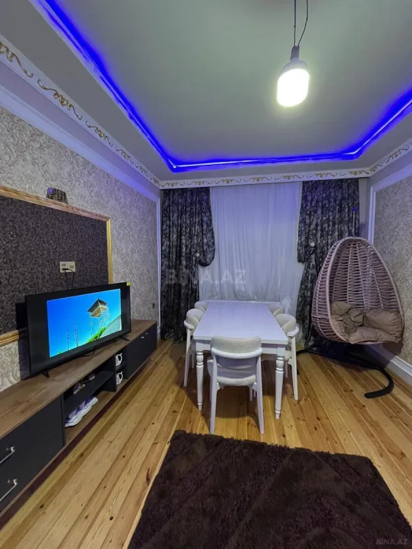 Satılır 4 otaqlı həyət evi 200 m²
