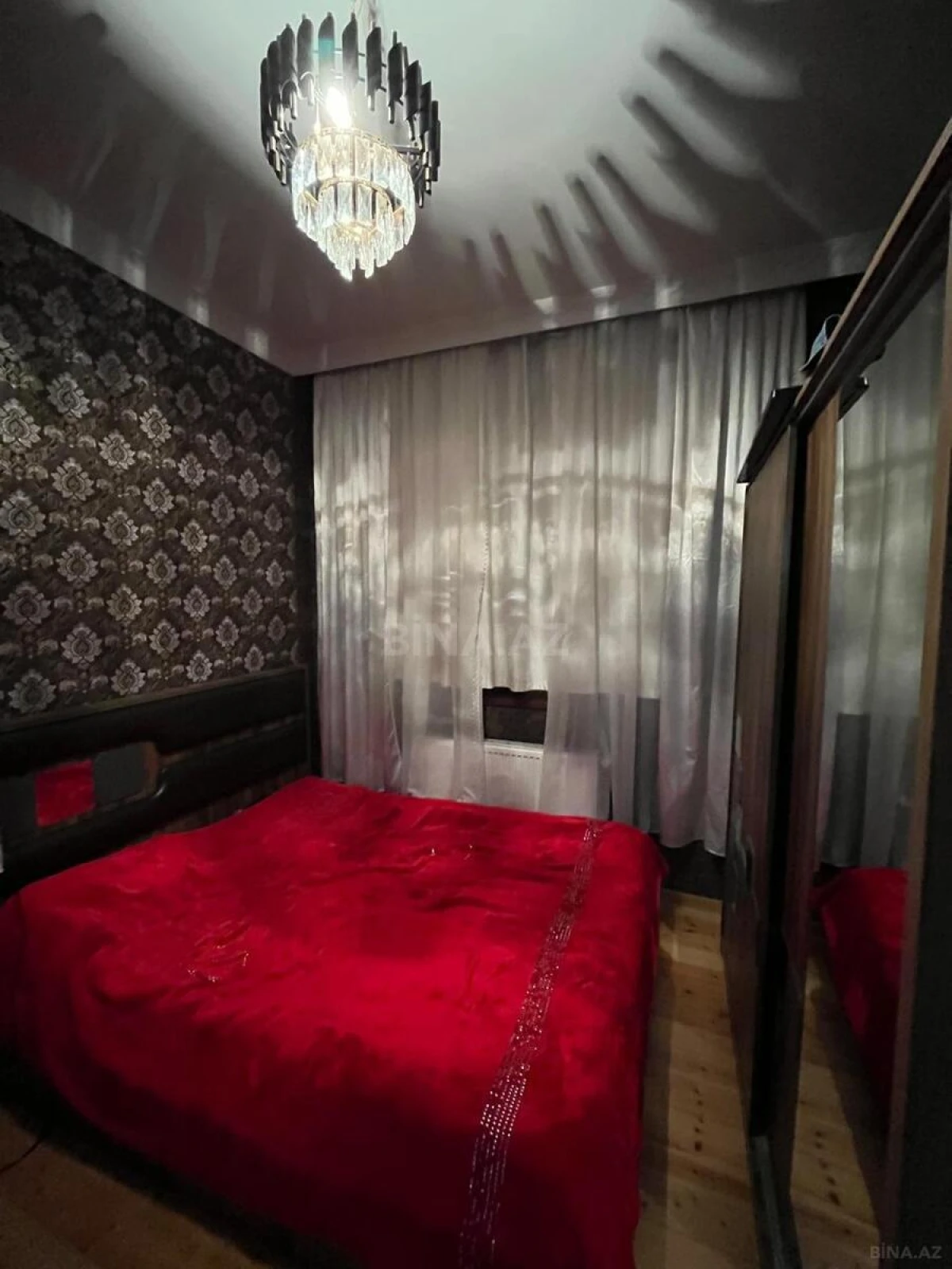 Satılır 4 otaqlı həyət evi 200 m²