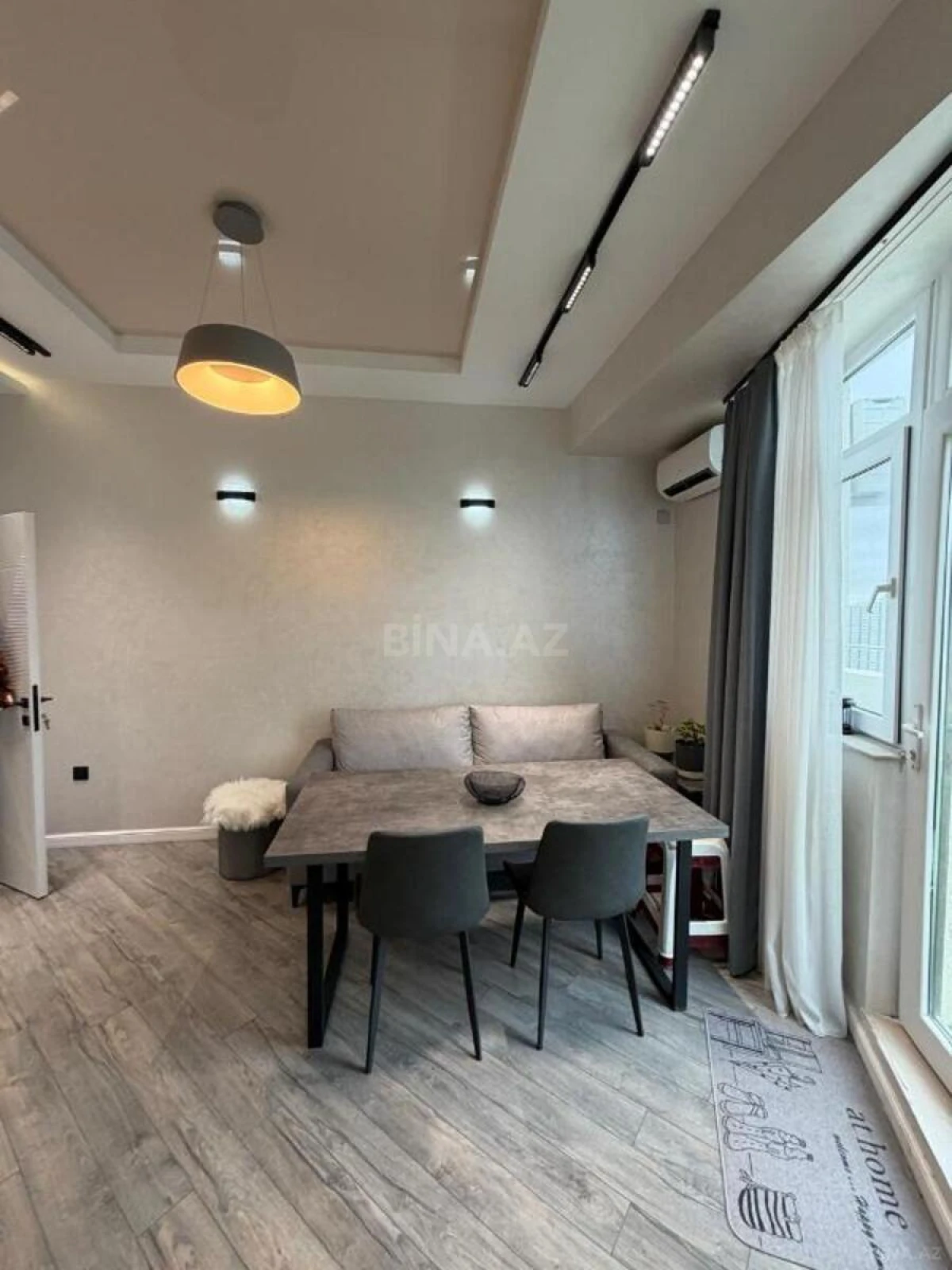 Satılır 3 otaqlı mənzil 465 m²