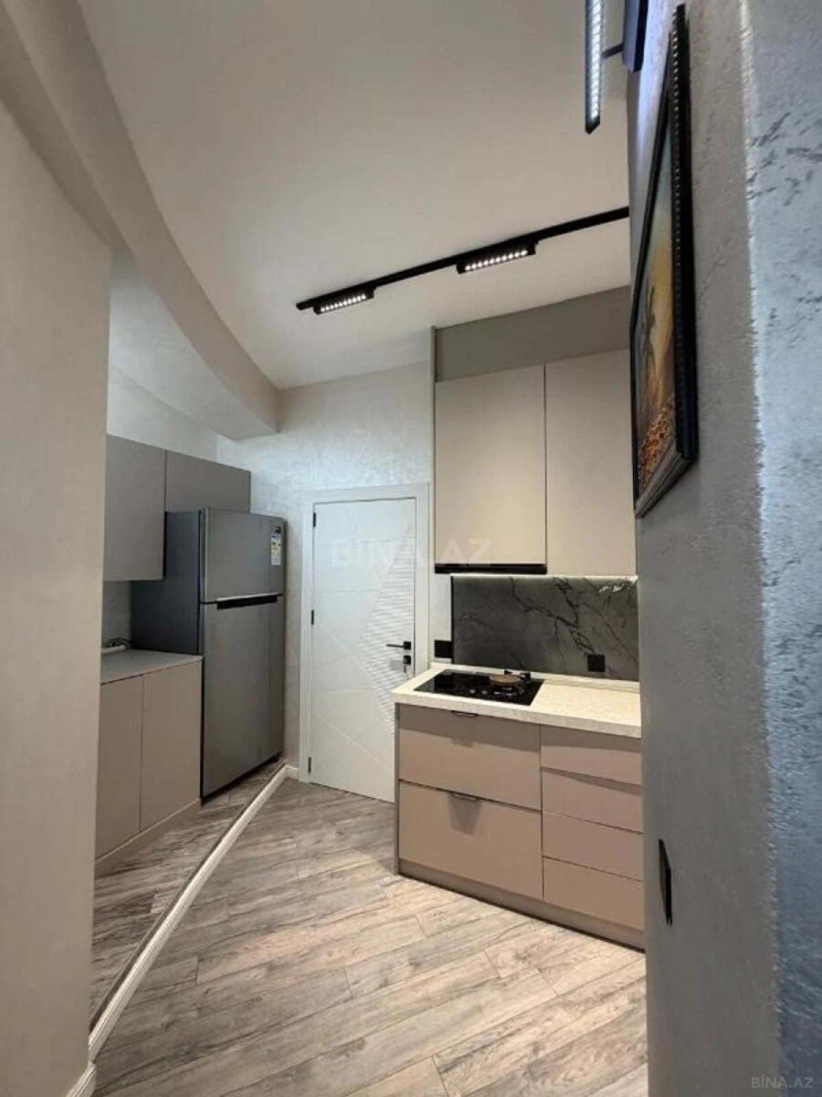 Satılır 3 otaqlı mənzil 465 m²
