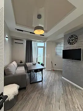 Satılır 3 otaqlı mənzil 465 m²