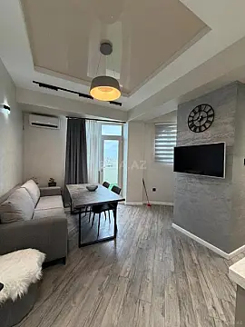 Satılır 3 otaqlı mənzil 465 m²