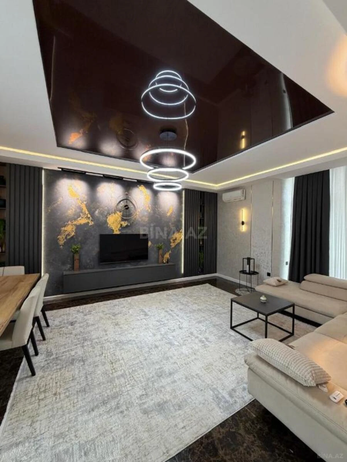 Satılır 3 otaqlı mənzil 465 m²