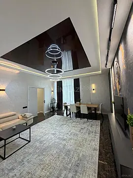 Satılır 3 otaqlı mənzil 465 m² — Bakı, İnşaatçılar 3 otaq 465.00 m²