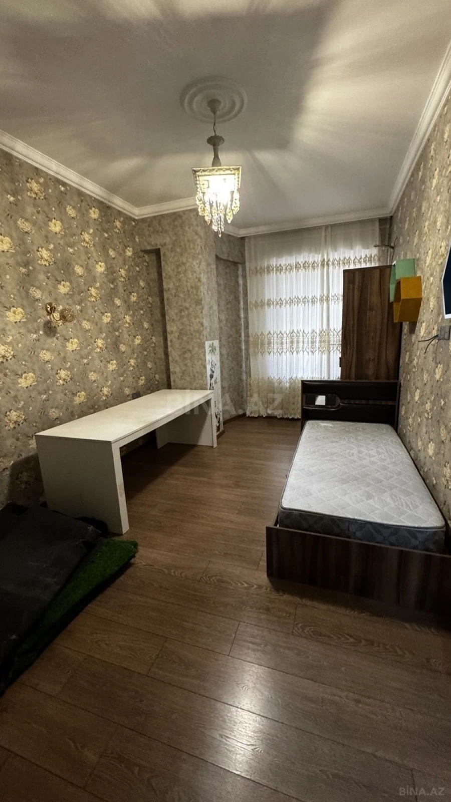 Kirayə verilir 3 otaqlı mənzil 130 m²