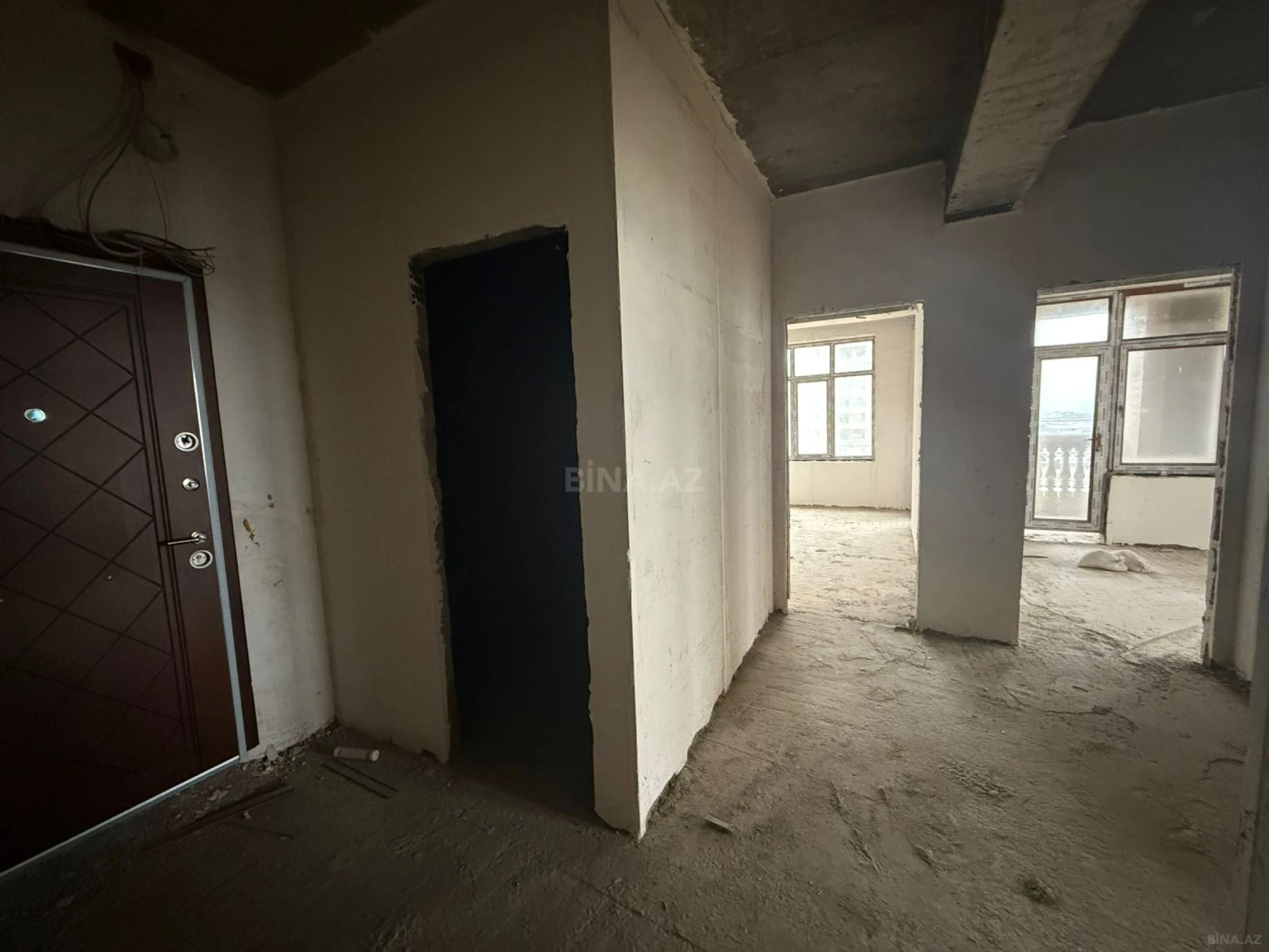 Satılır 2 otaqlı mənzil 80 m²