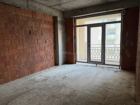 Satılır 3 otaqlı mənzil 147 m²