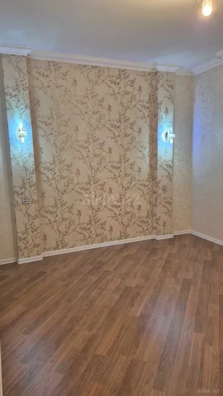 Satılır 6 otaqlı həyət evi 250 m²