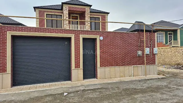 Satılır 6 otaqlı həyət evi 250 m²