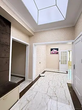 Satılır 4 otaqlı mənzil 165 m²