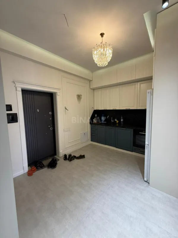 Satılır 2 otaqlı mənzil 73 m²