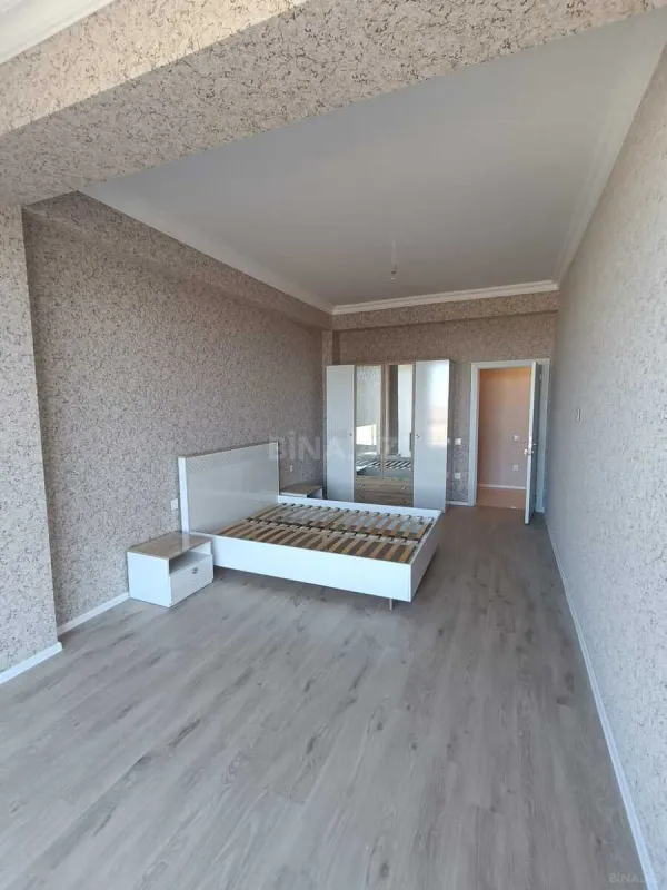 Kirayə verilir 2 otaqlı mənzil 66 m²