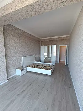 Kirayə verilir 2 otaqlı mənzil 66 m²