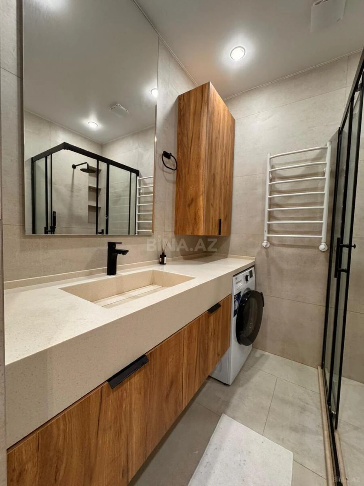 Satılır 2 otaqlı mənzil 70 m²