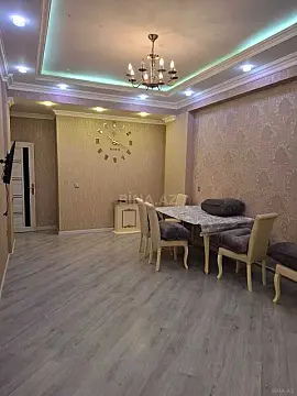 Kirayə verilir 2 otaqlı mənzil 60 m²